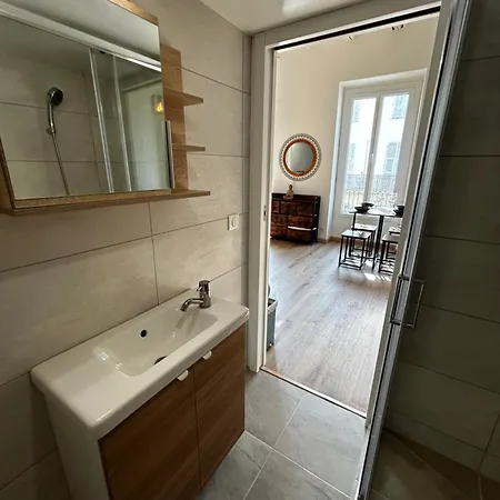 Climatise En Plein Coeur De Apartmán *